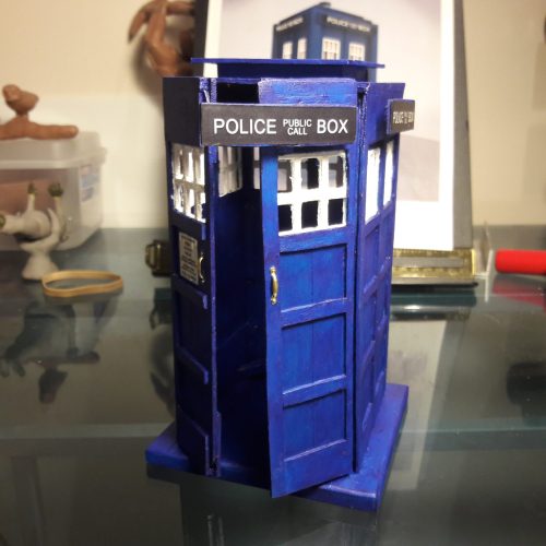 Wooden Dr Who Tardis Callbox